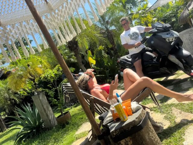 Motorbike or Scooter rentals, no problem! 
Delivered to your door....or pool

#saltybike
#getoutnride
#saltytouring
#rentme